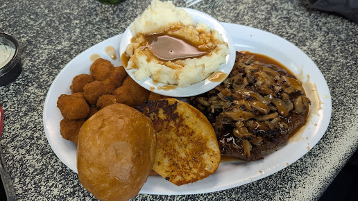 Photo White Oak Grill & Lounge - 16