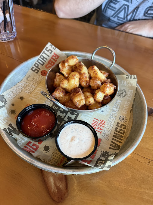 Photo Wild Bills Sports Saloon Woodbury - 11