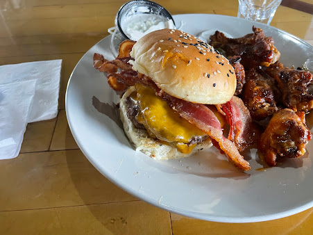 Photo Wood Iron Gameday Restaurant And Bar - 19
