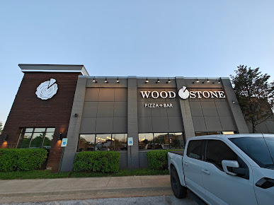 Photo Wood Stone Craft Pizza Uptown - 11