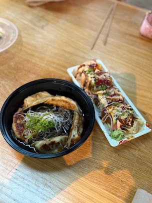 Photo Yatai Sushi & Taco Bar - 14