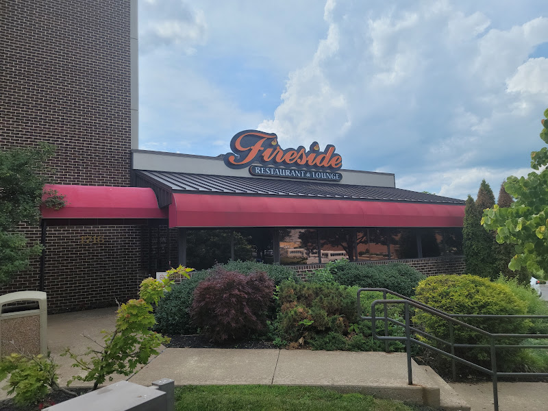 Zach Greenlees Fireside Restaurant Lounge