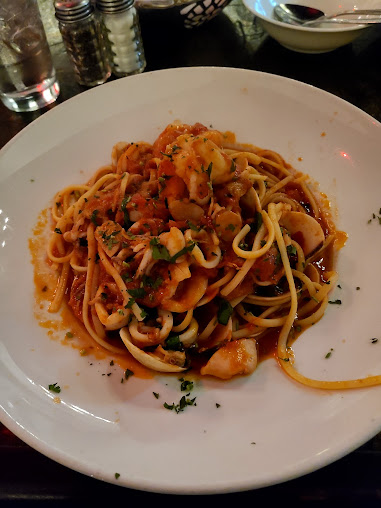 Photo Zuccarellis Italian Restaurant And Bar - 15