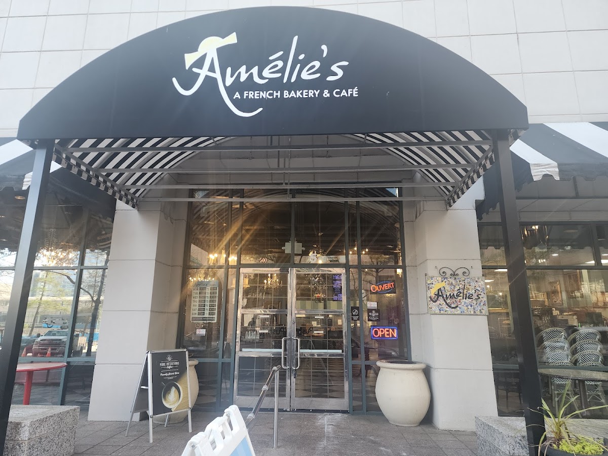 Amélie's Uptown | French Bakery & Cafe