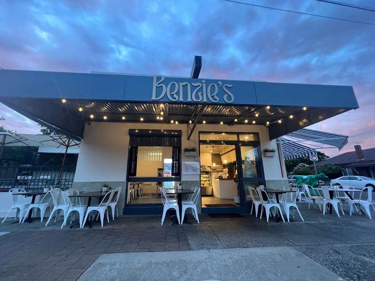 Benzie's Cafe