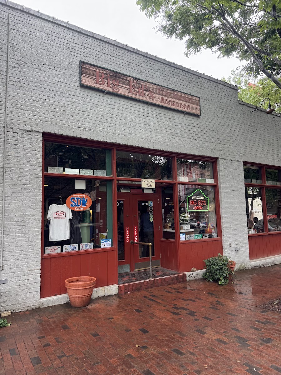 Big Ed's City Market Restaurant