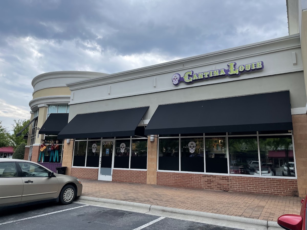 Cantina Louie