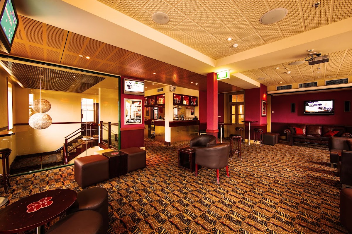 Coach And Horses Hotel