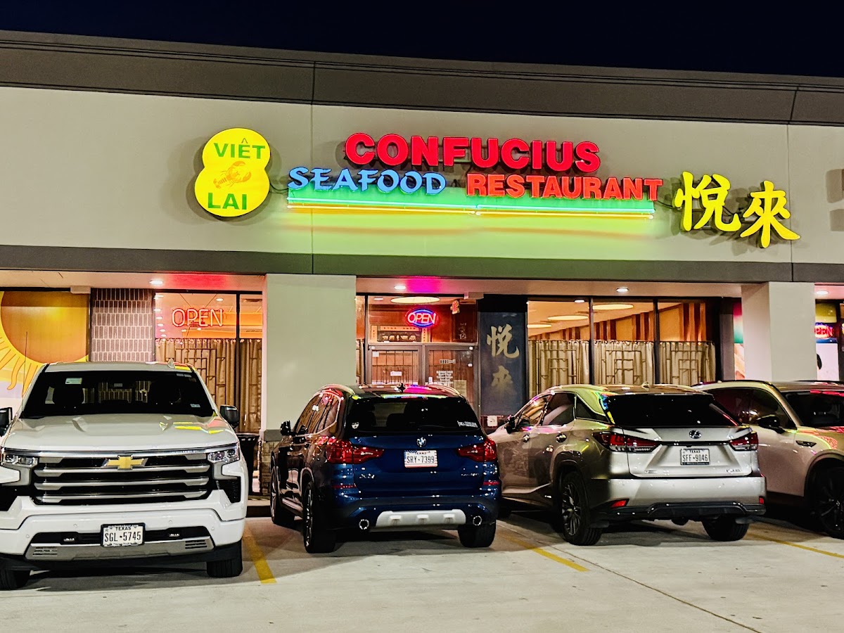 Confucius Seafood Restaurant