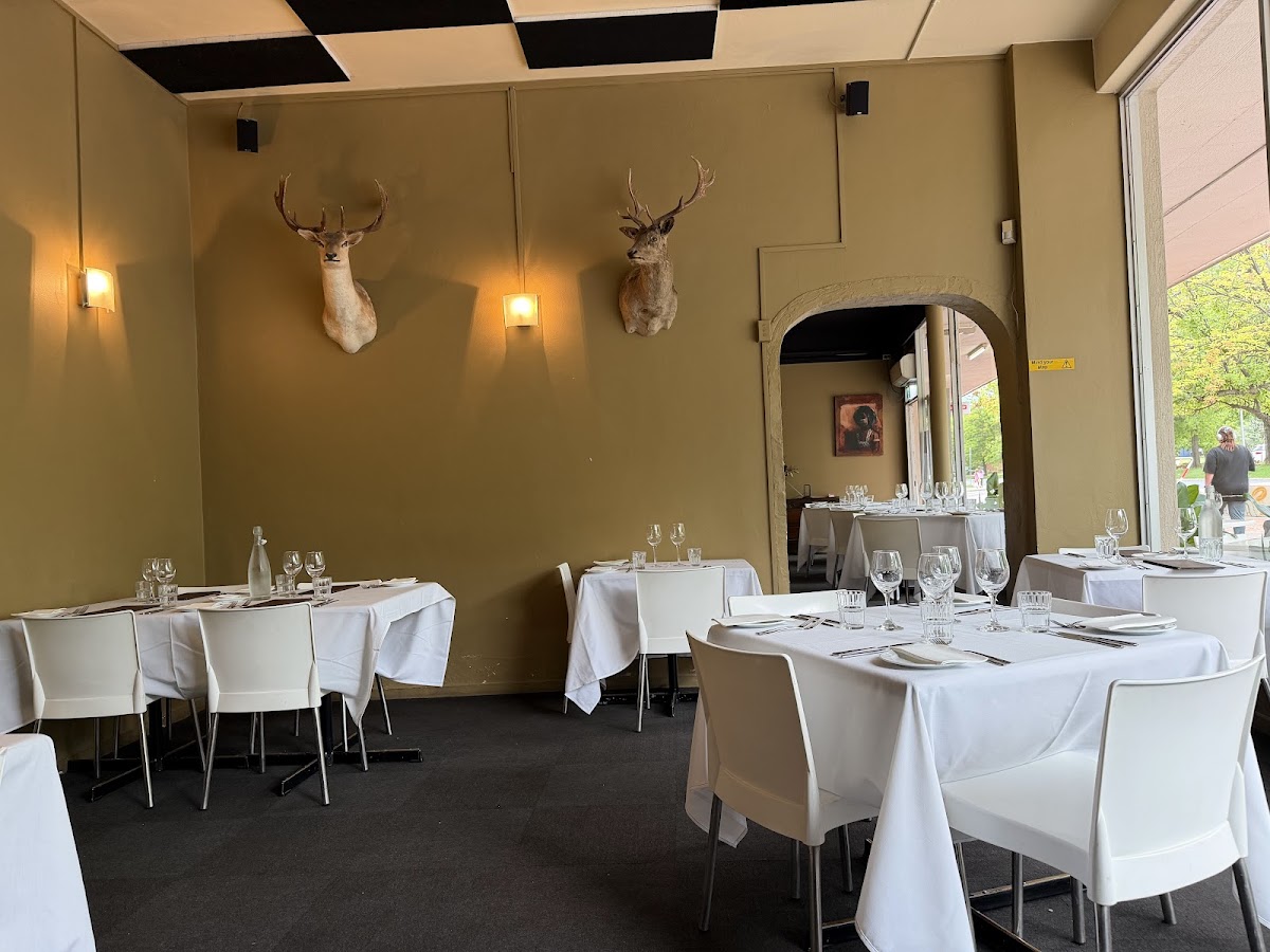 D’browes Restaurant