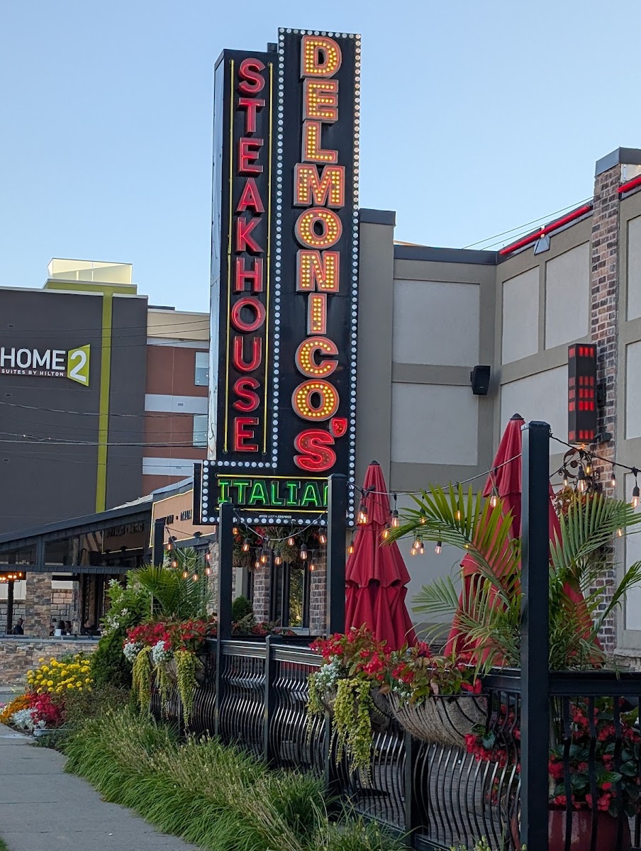Delmonico’s Italian Steakhouse