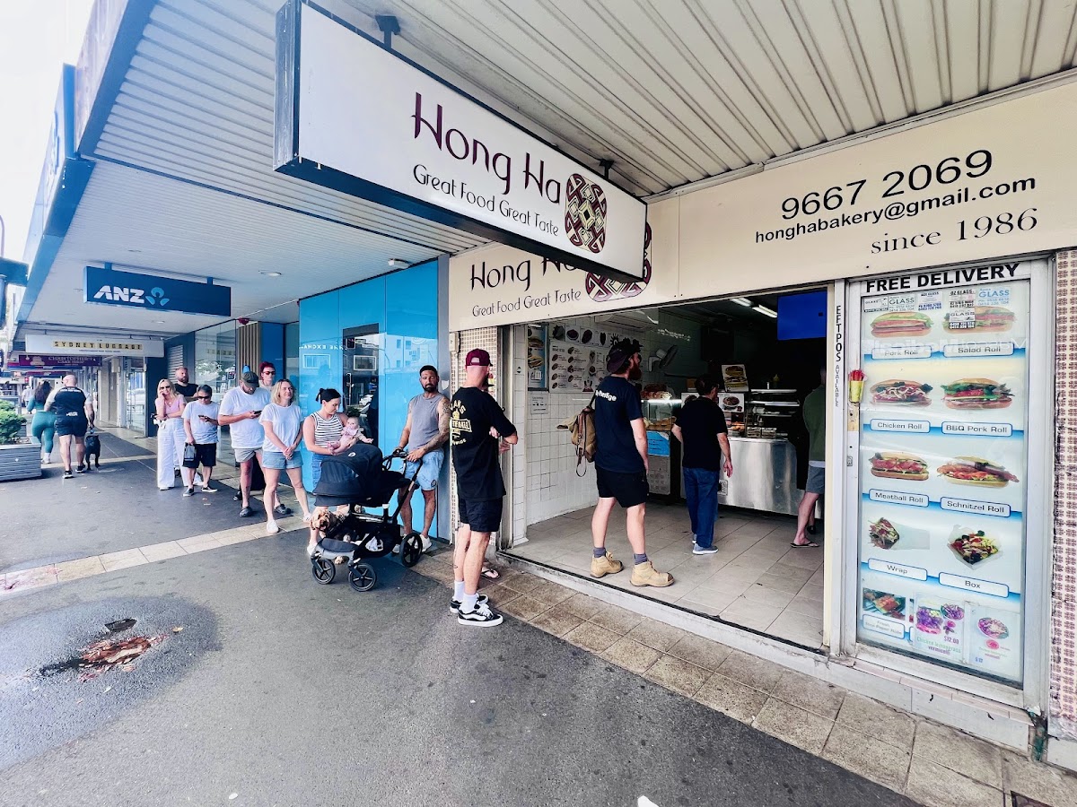 Hong Ha Bakery Mascot