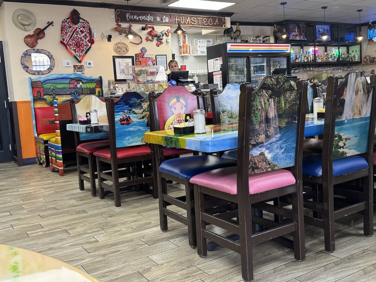 Huasteca Mexican Grill
