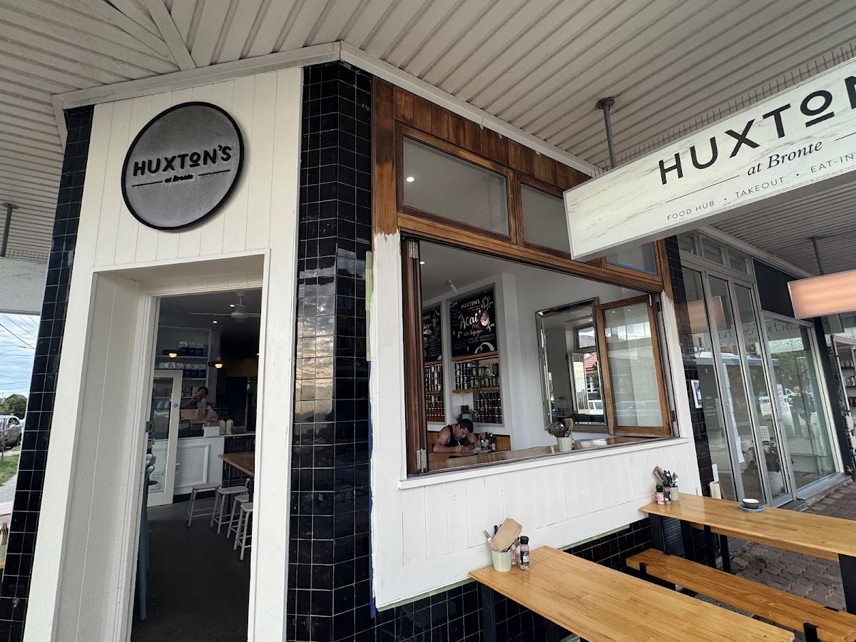 Huxton's At Bronte