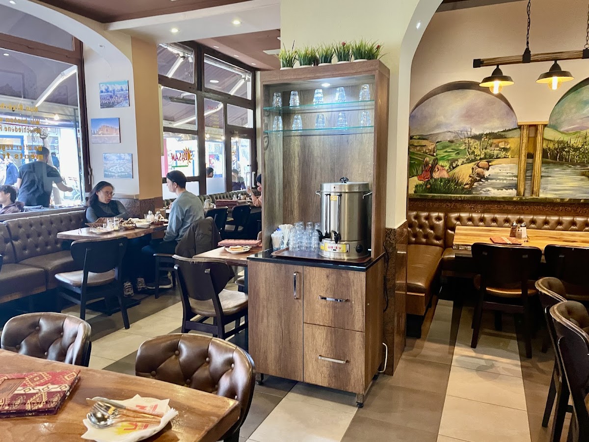 Lasan Restaurant
