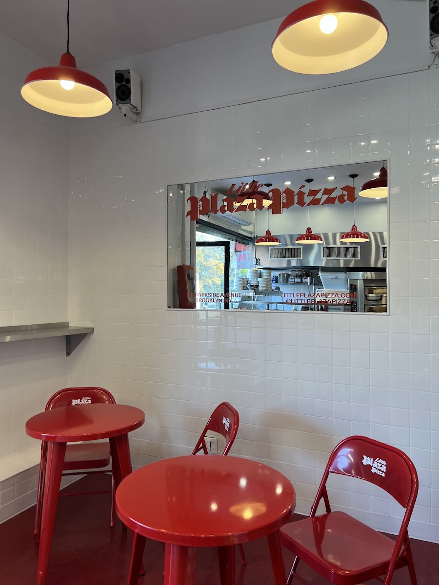 Little Plaza Pizza