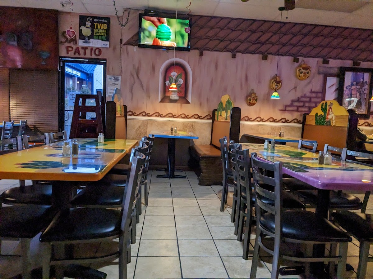 Los Aztecas Mexican Restaurant
