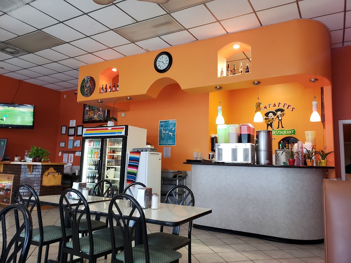 Los Compadres Mexican Restaurant