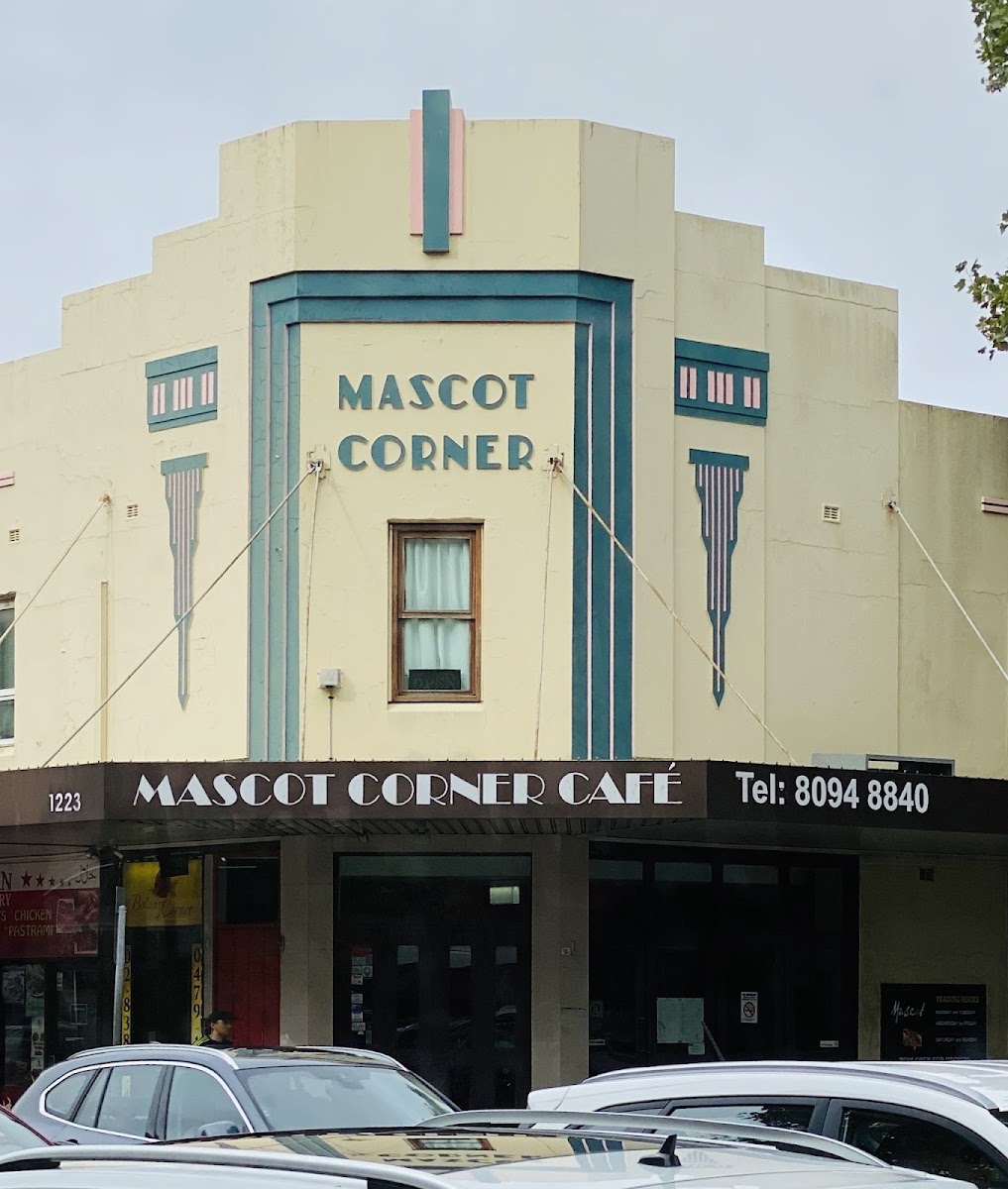 Mascot Corner Cafe Bar