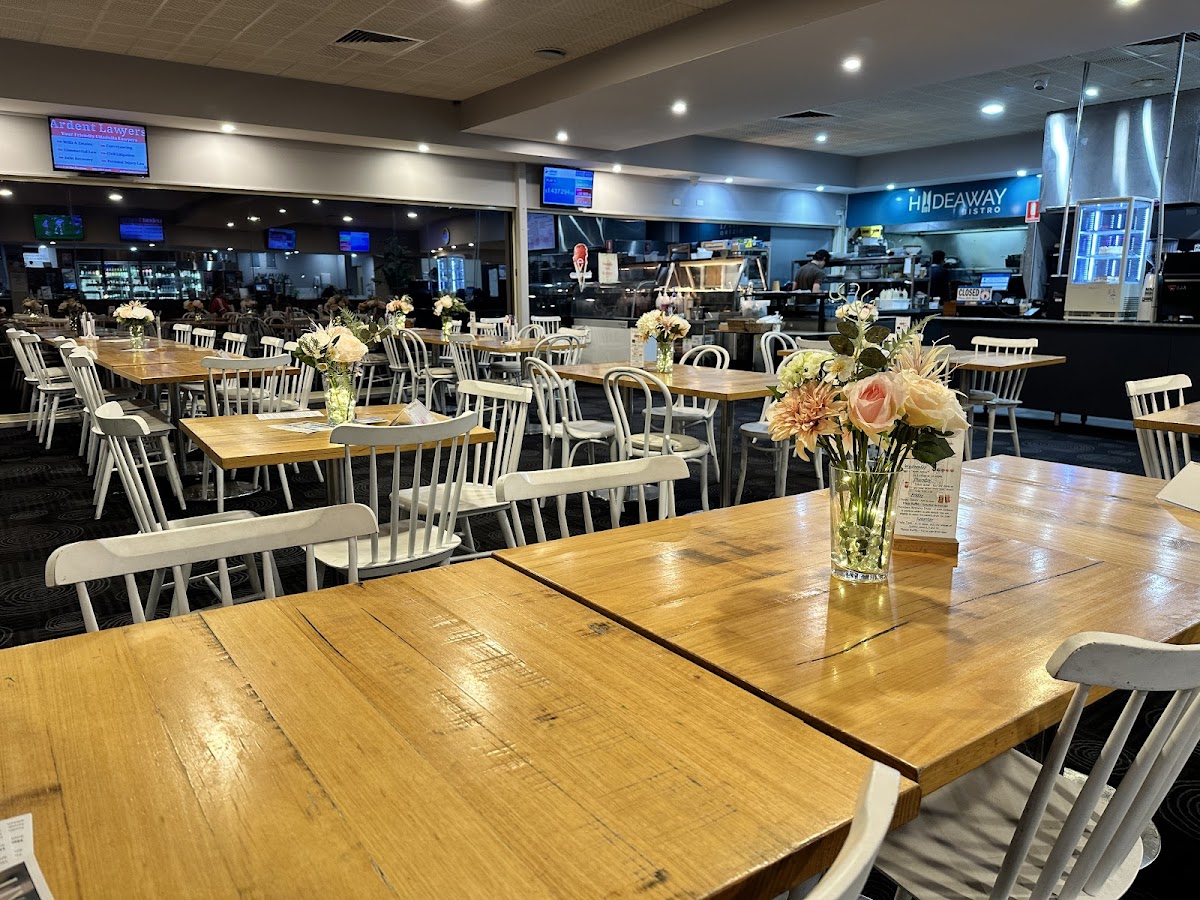 Mollymook Beach Bowling Club