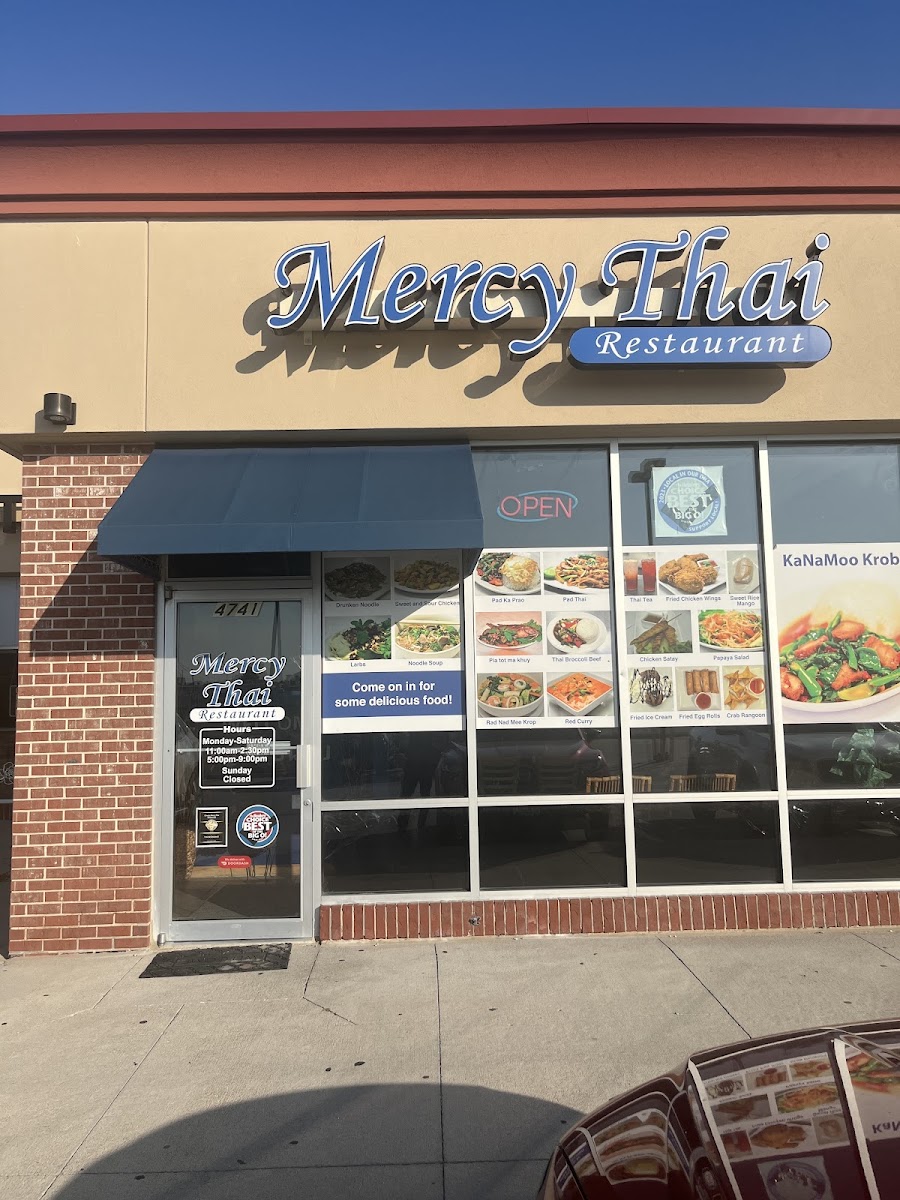 Omaha Mercy Thai Restaurant