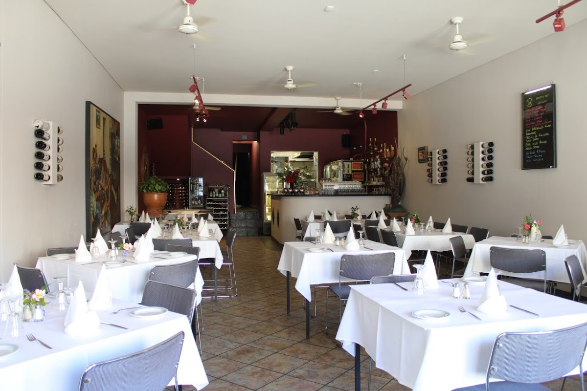 Pan Roma Restaurant