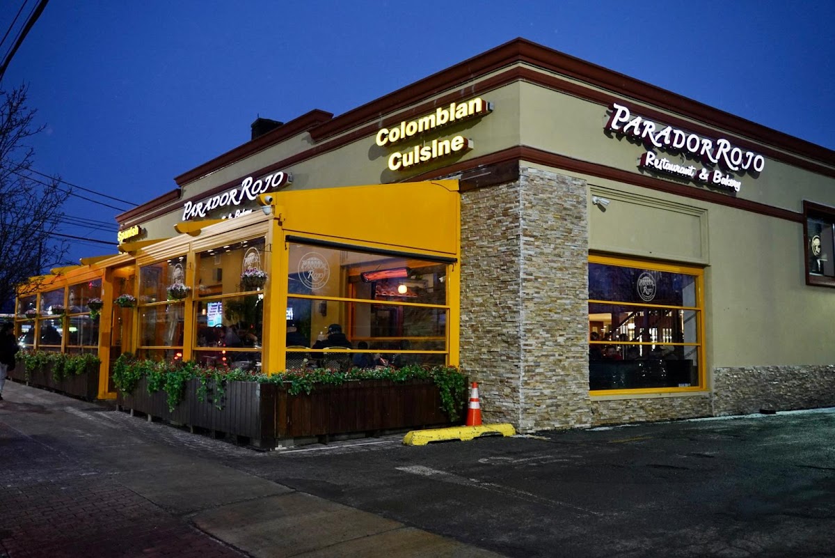 Parador Rojo Restaurant