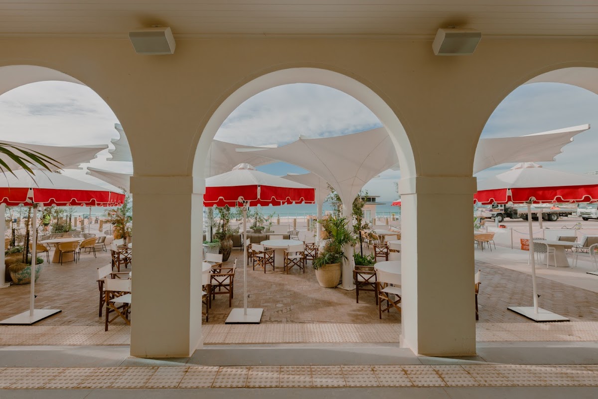 Promenade Beach Bar