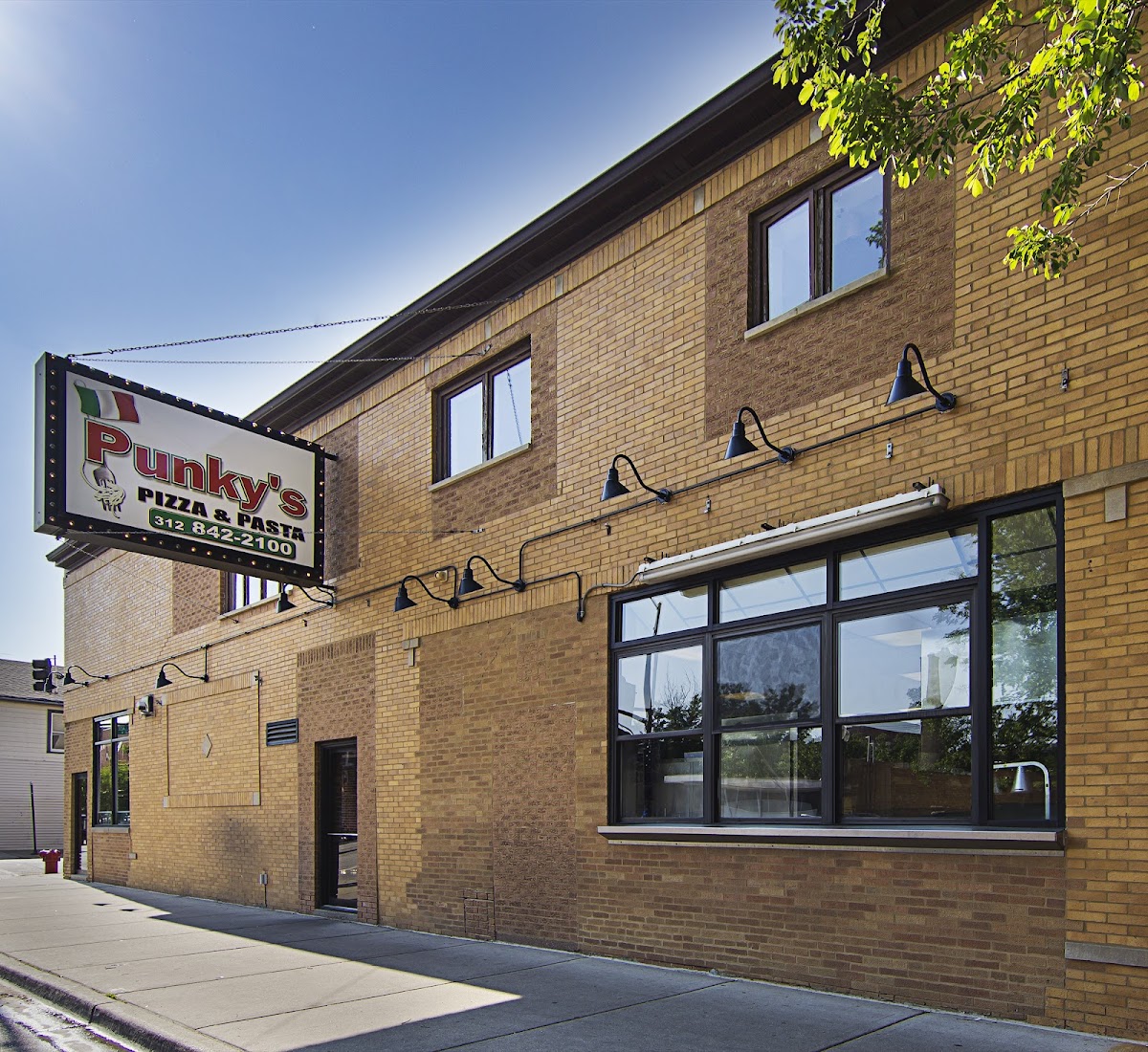 Punky's Pizza & Pasta