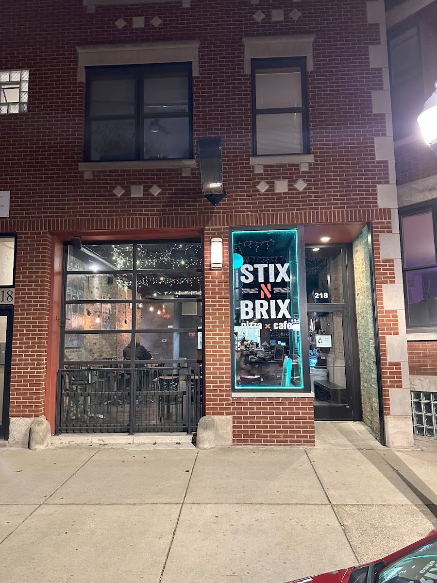 Stix N Brix Pizza Cafe