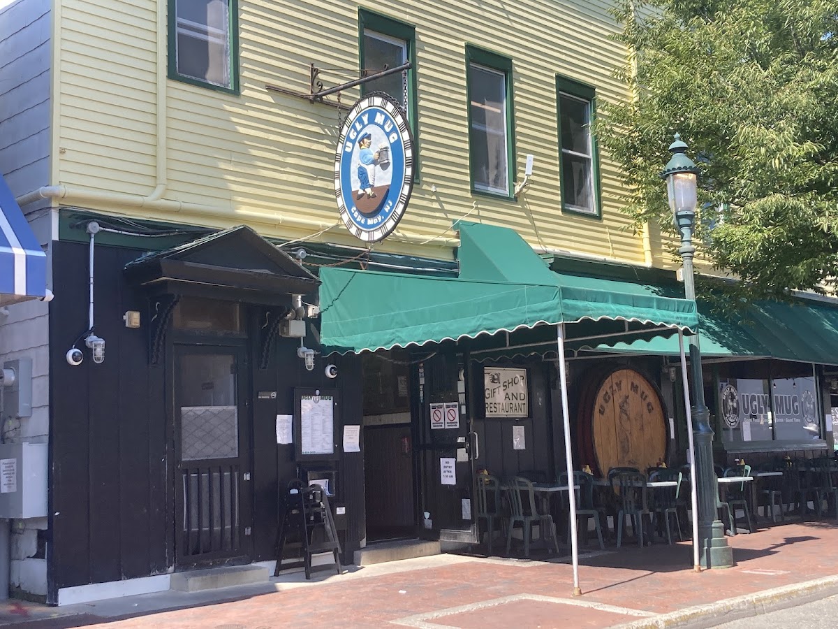 Ugly Mug Bar & Restaurant