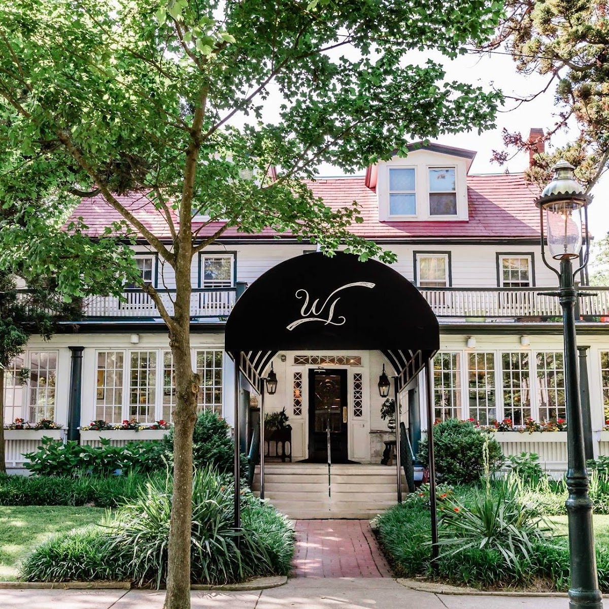 Washington Inn & Wine Bar