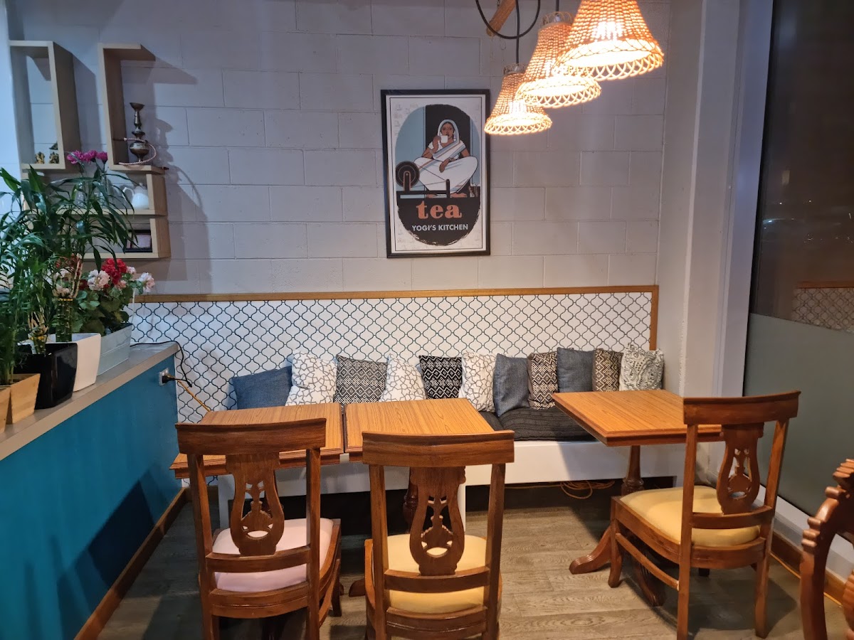 Yogis Kitchen